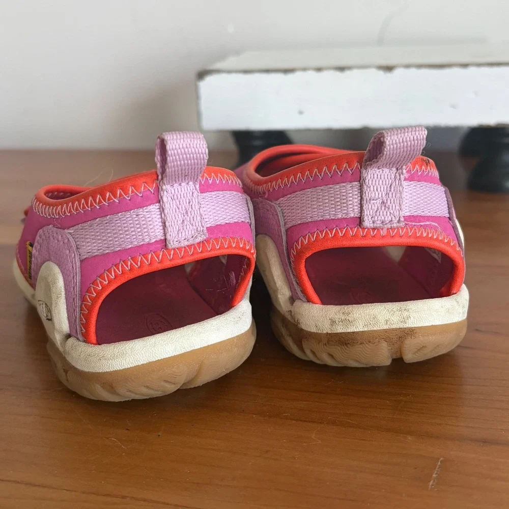 Keen moxie sandals